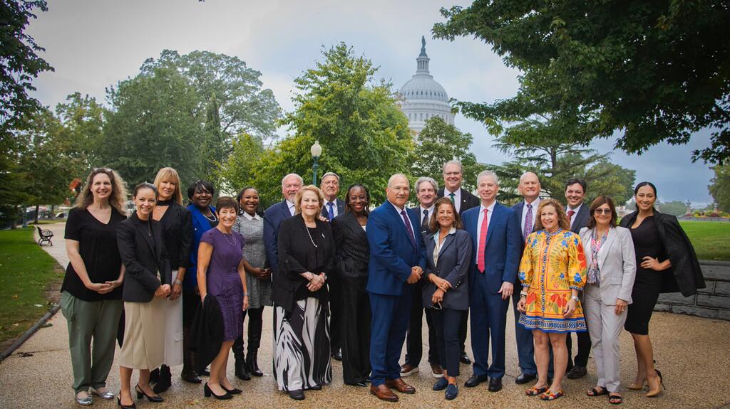 JA leadership and members headed to Washington, D.C. for the annual fly-in, led by the Jewelers of America Political Action Committee. Jewelers of America fly-in