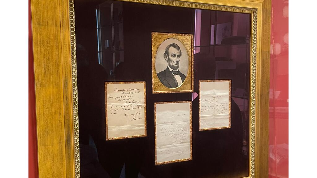 These personal letters penned by one of Illinois most famous politicians, Abraham Lincoln, hang on the wall in the CD Peacock Mansion’s Peacock Room. Mary Todd Lincoln was a client of the House of Peacock. (Photo credit: Amanda Gizzi) Lincoln Letters CD Peacock Mansion