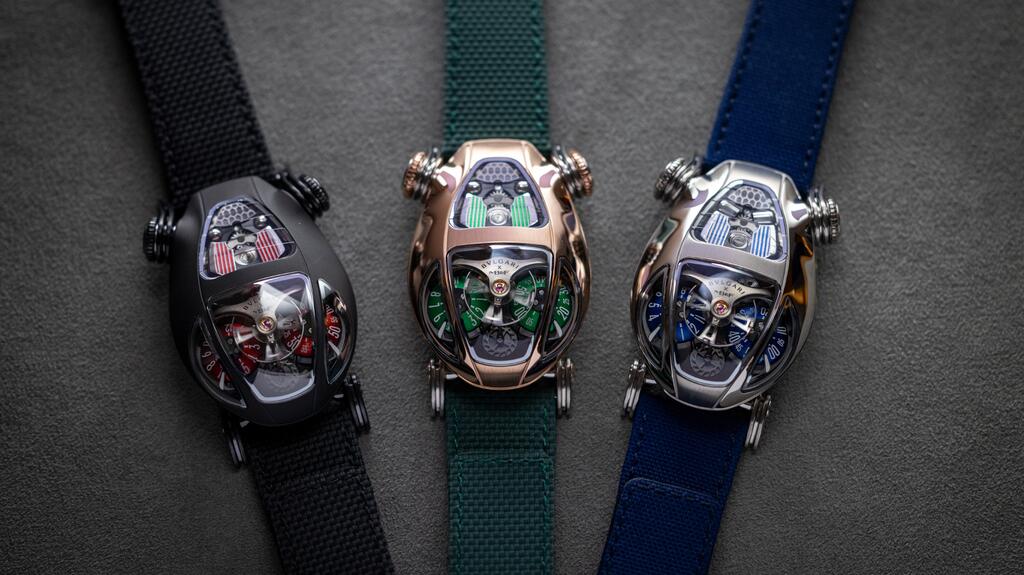 The “Bulgari x MB&F Serpenti” watch is available in three versions. Bulgari x MB&F Serpenti watch