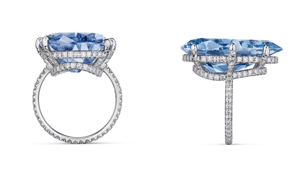 The “Golconda Blue” diamond was set in a ring designed by JAR. Golconda Blue JAR ring