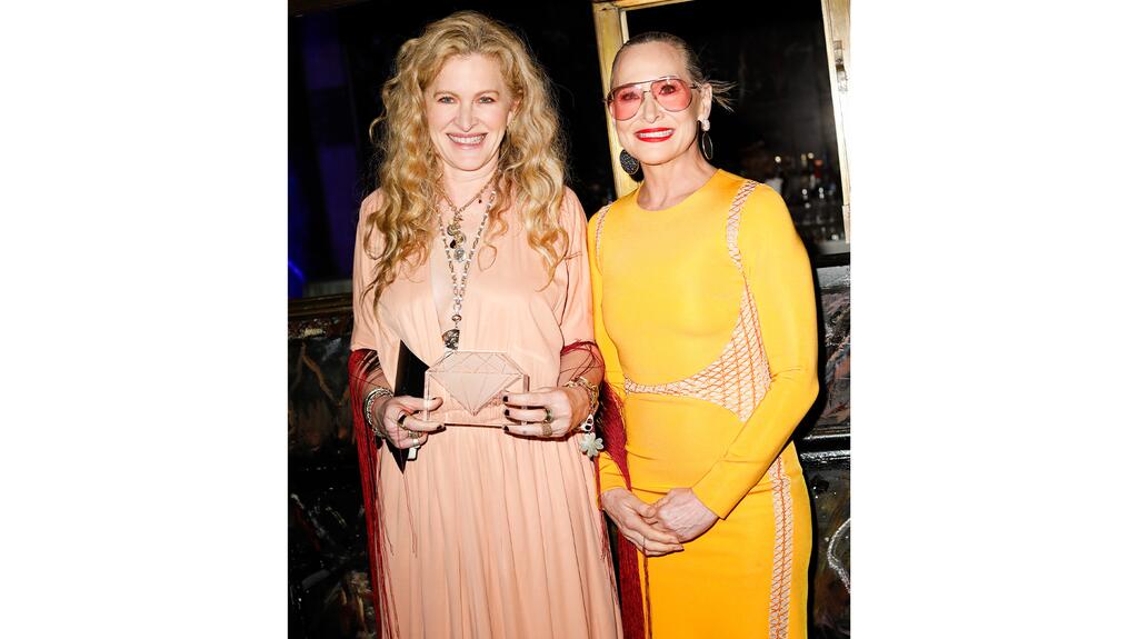 2025 Gem Award for Jewelry Design winner Beth Hutchens of Foundrae (left) with last year’s winner Marla Aaron (Image credit: Matt Borkowski/BFA.com) Beth Hutchens 2025 Gem Award for Jewelry Design