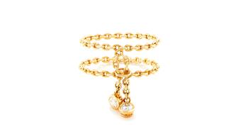 The “Noeud” ring by Yvonne Léon is one of 17 pieces in Amanda’s Style File that can become their wearer’s next everyday staple. Yvonne Leon Noeud Ring