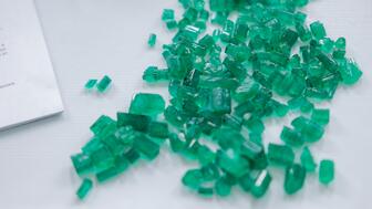 Grizzly Mining’s November mid- to high-grade emerald auction brought in $22.4 million. Grizzly emerald mining