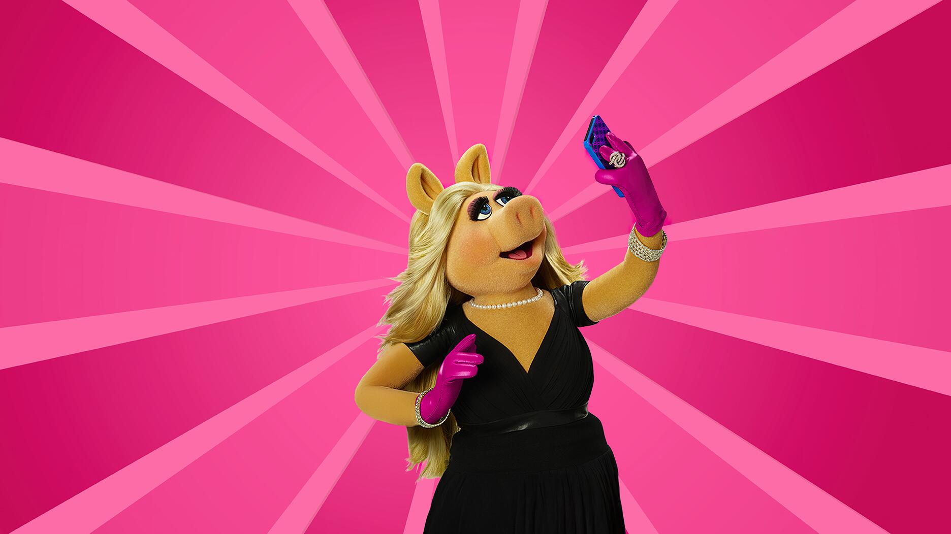 Oris has debuted the ProPilot X Miss Piggy Edition watch, inspired by the iconic Muppet. (Image © Disney) Miss Piggy taking a selfie