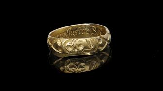 A ring created in memory of Sir Richard Rainsford, a judge who presided over some of the last witch trials held in England, failed to find a buyer at a recent jewelry auction held by Noonans Mayfair in London. (Image courtesy of Noonans) Richard Rainsford memorial ring